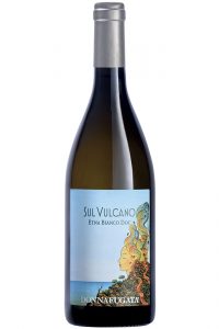 vino bianco sicilia siciliano etna bianco doc donnafugata sul vulcano carricane versante nord dell'etna