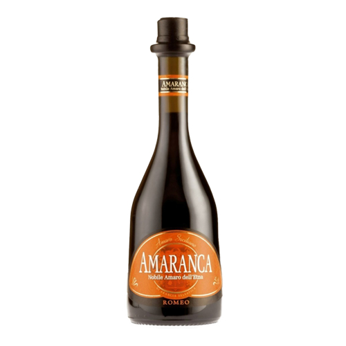 Bottiglia di Amaro Amaranca, liquore tradizionale italiano